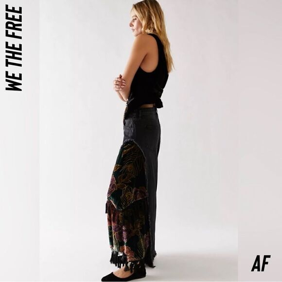 WE THE FREE JUST FRILLS LOW RISE WIDE LEG JEANS NWT - Picture 6 of 17